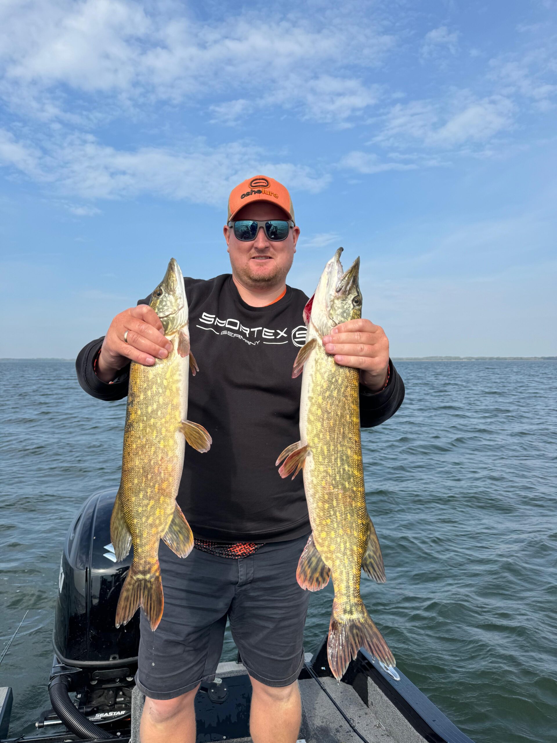 Līdaku makšķerēšana ezerā